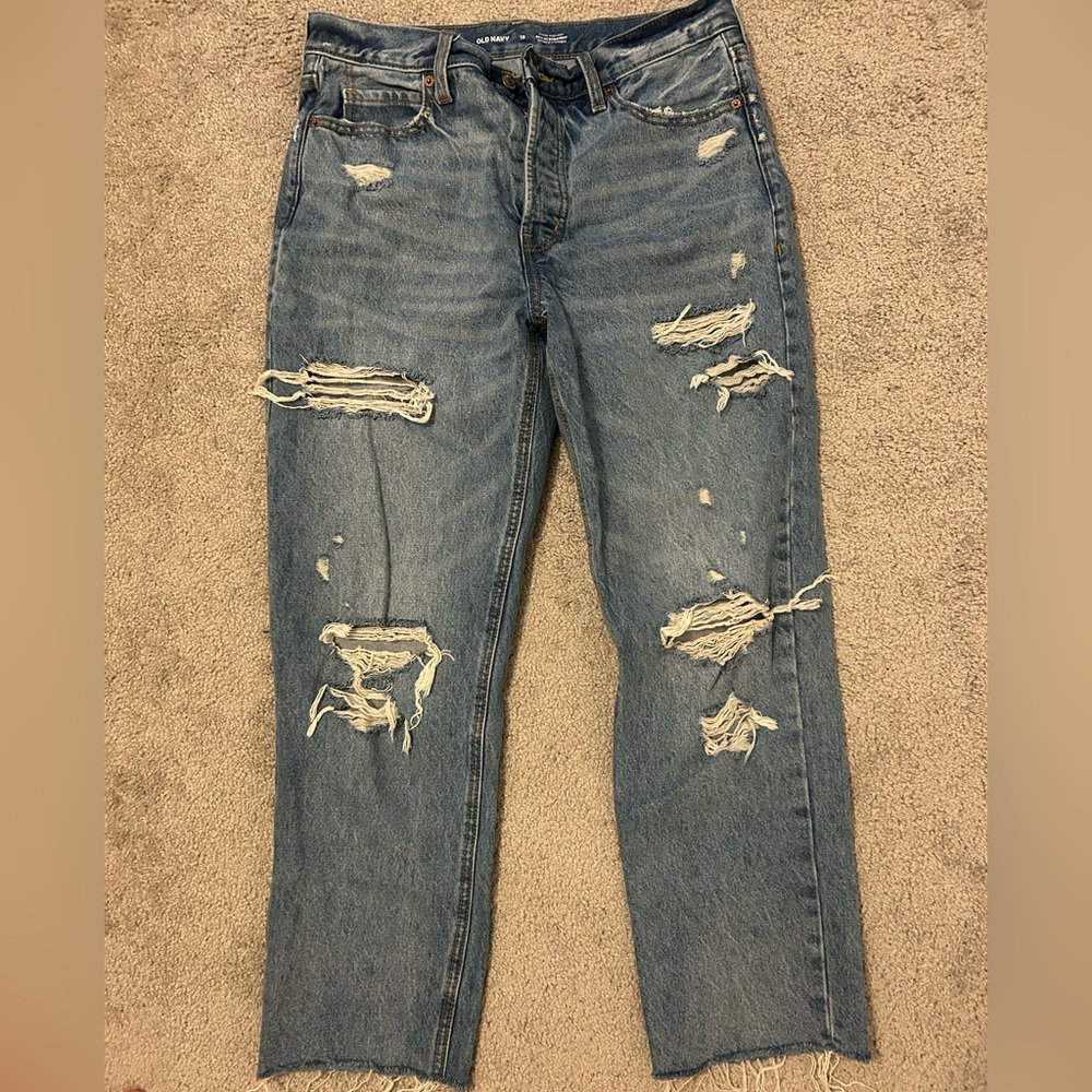 Women’s Distressed Jeans - Picture 2 of 4